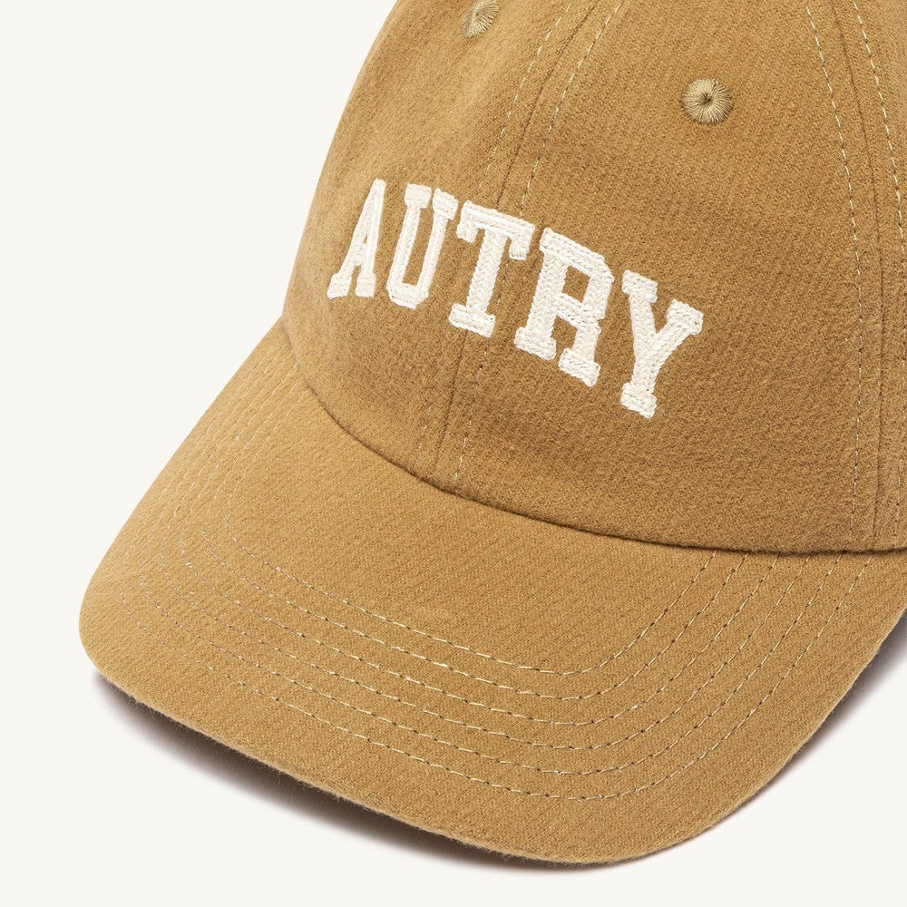 Cappellino Autry College Logo Baseball Cap Beige – dettaglio della visiera e del logo