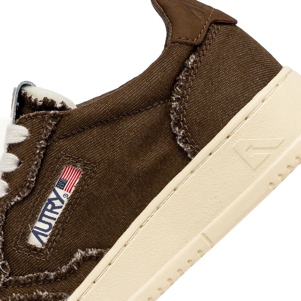 Sneaker Autry Medalist Low Woman Denim Sepia – dettaglio della tomaia