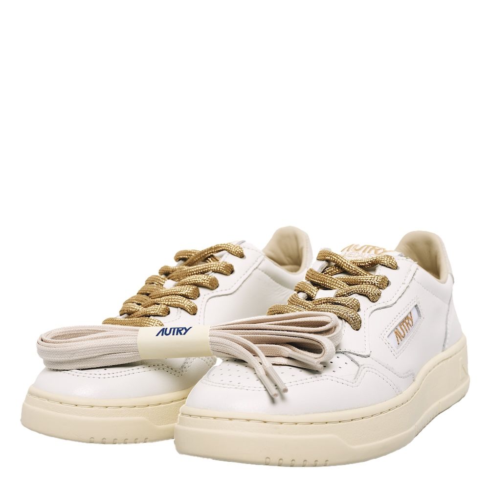 Sneaker Autry Medalist Low Woman Leather White/Gold – vista di tre quarti