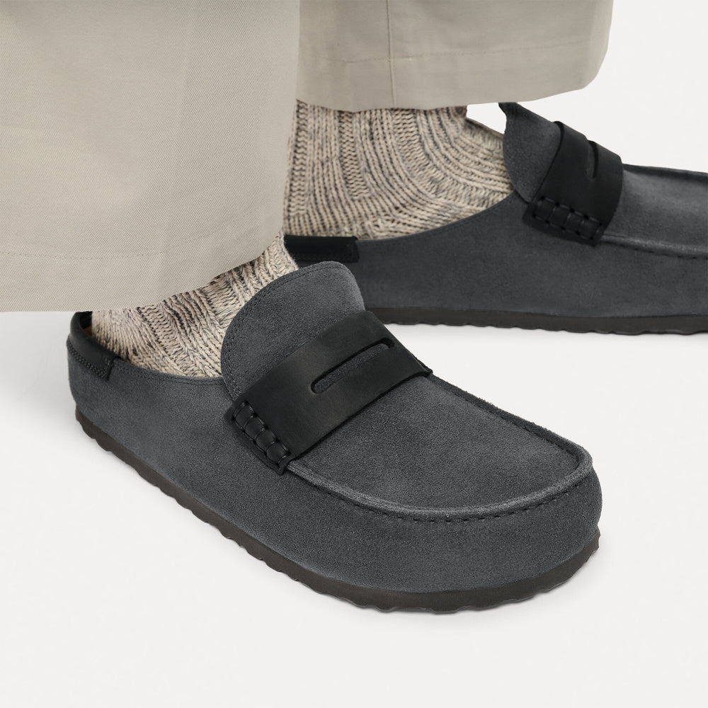 Zoccolo Birkenstock Naples Wrapped in pelle mista Charcoal – primo piano indossato