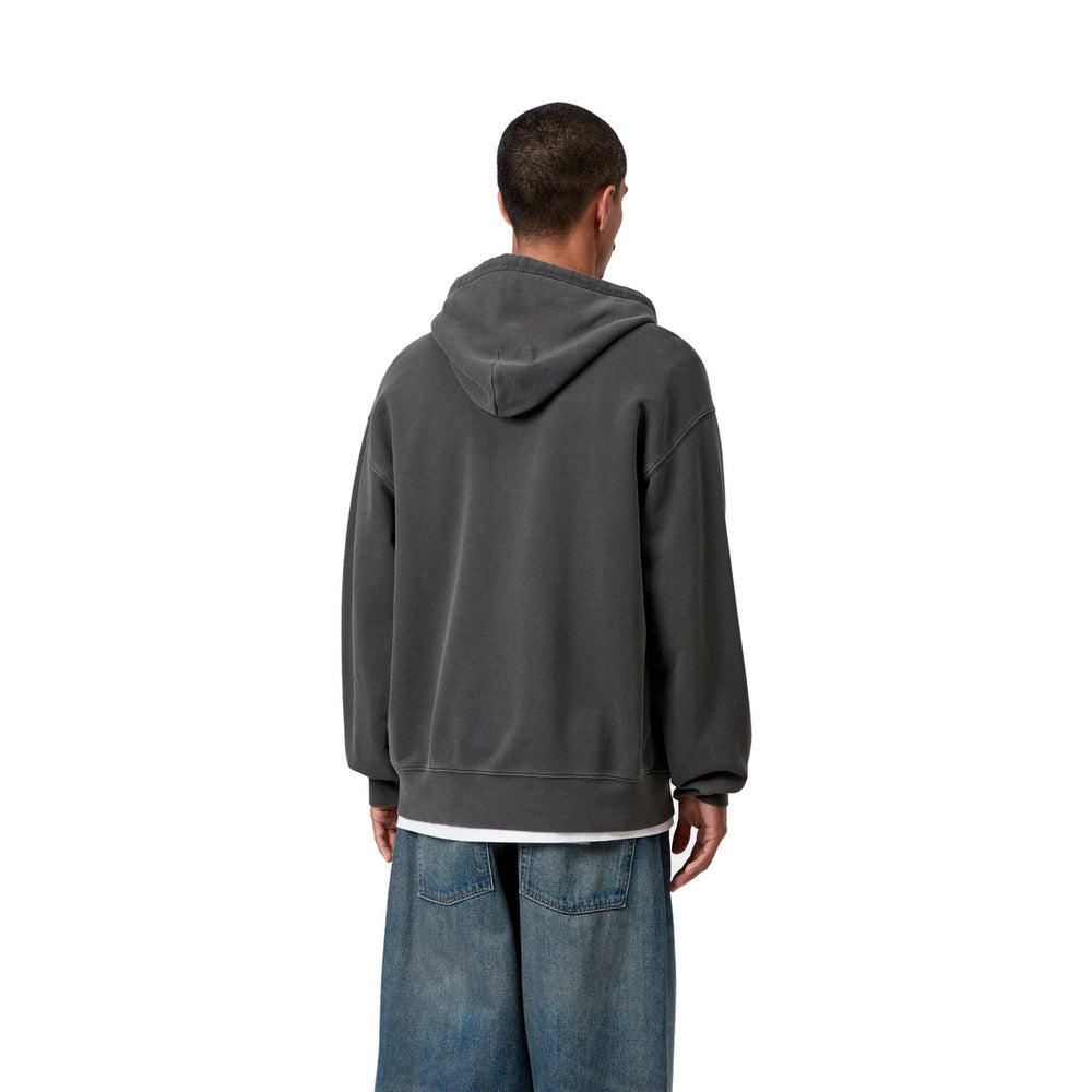 Felpa con cappuccio Carhartt WIP Hooded Nelson Jacket Black Garment Dyed – indossata vista posteriore