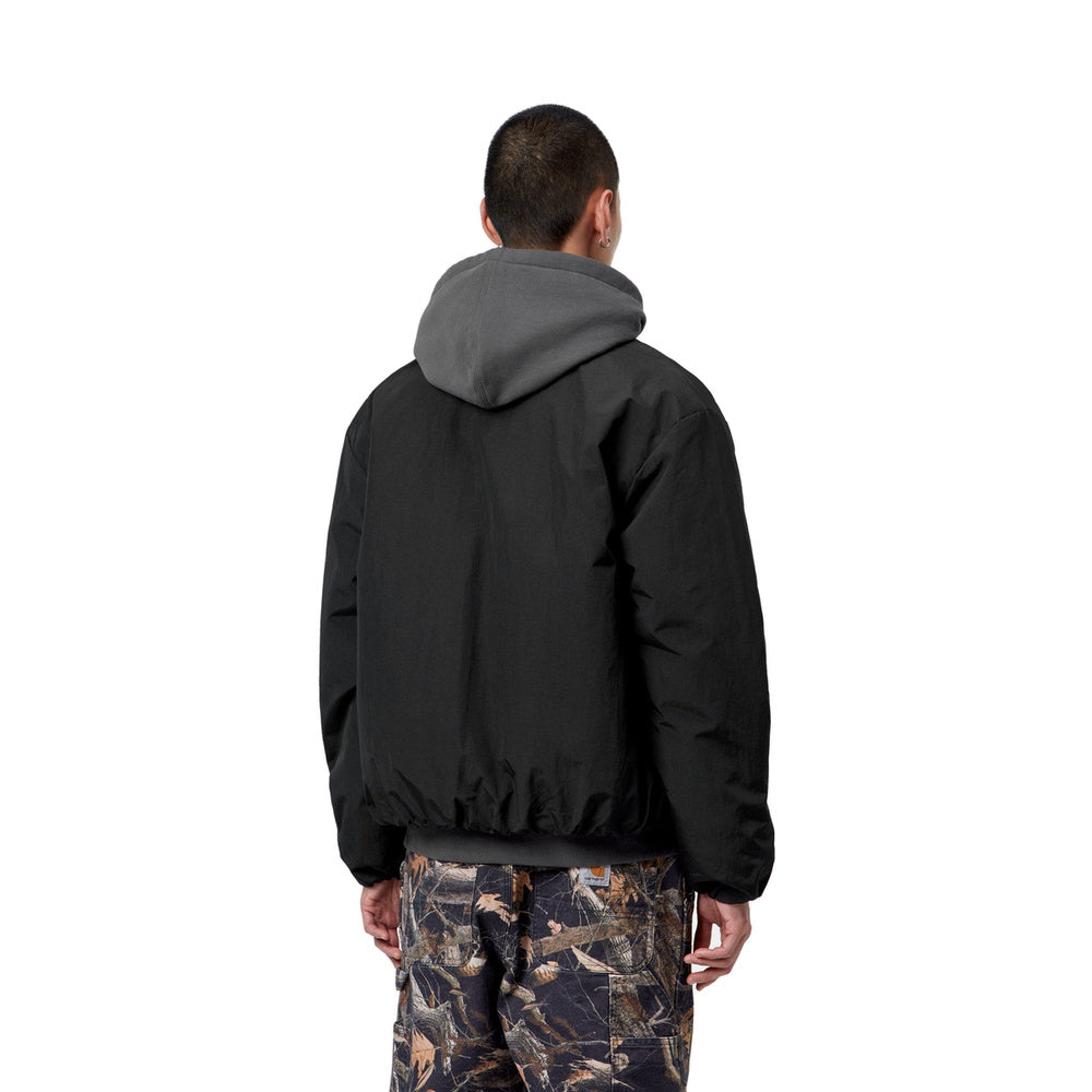 Giacca Carhartt WIP Stanwood Jacket Black – indossata vista posteriore