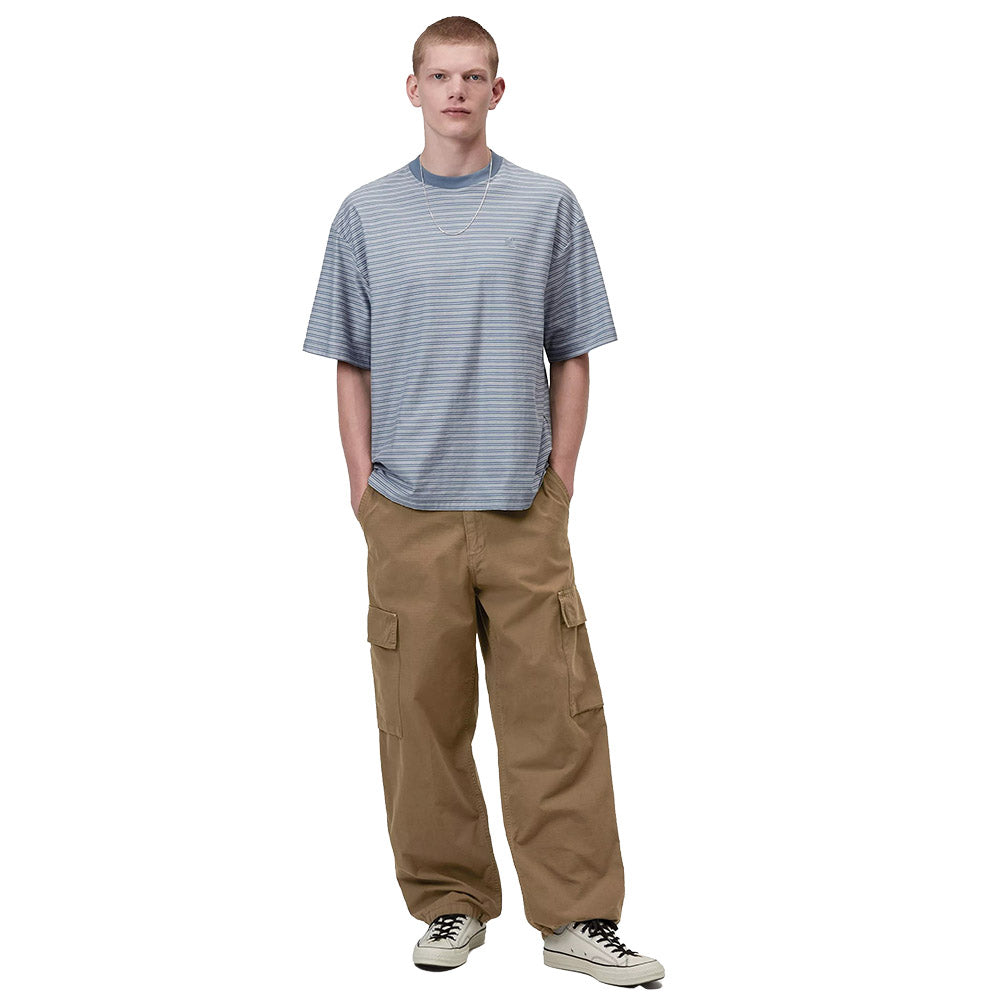 Pantaloni cargo Carhartt WIP Kade Cargo Pant Dark Beech / Garment Dyed – indossati figura intera
