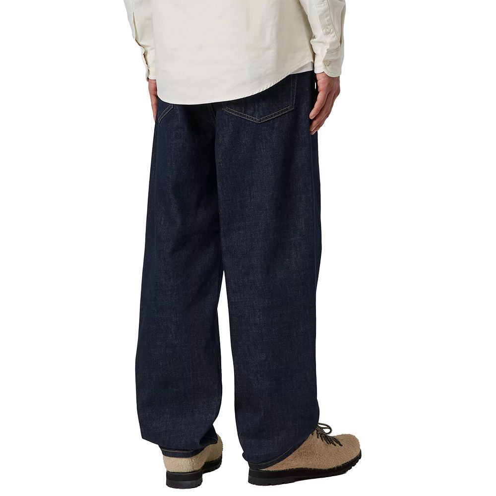 Jeans Carhartt WIP Aaron Pant Blue Rinsed – indossati vista posteriore