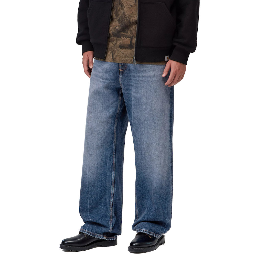 Jeans Carhartt WIP Payson Pant Blue / Marble Used Wash – indossati vista di tre quarti