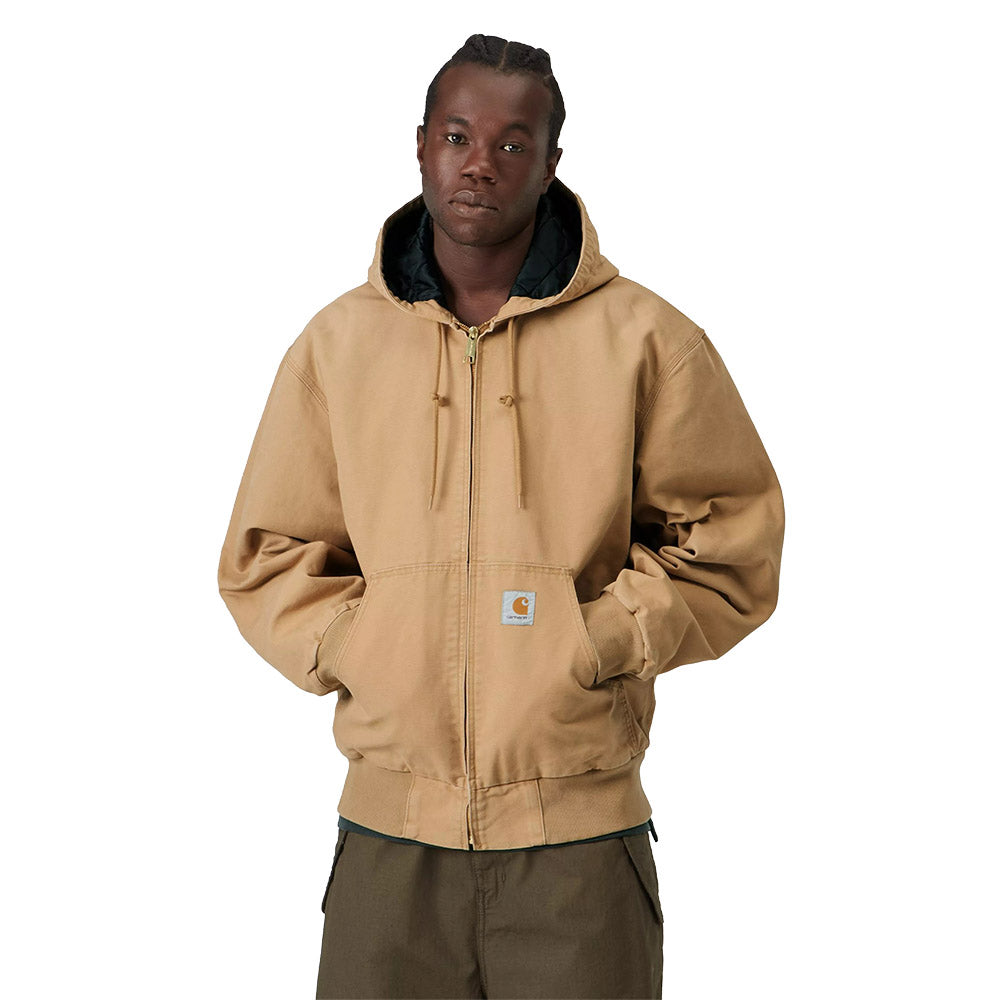 Giacca Carhartt WIP OG Active Jacket Dusty H Stone Canvas – indossata vista di tre quarti