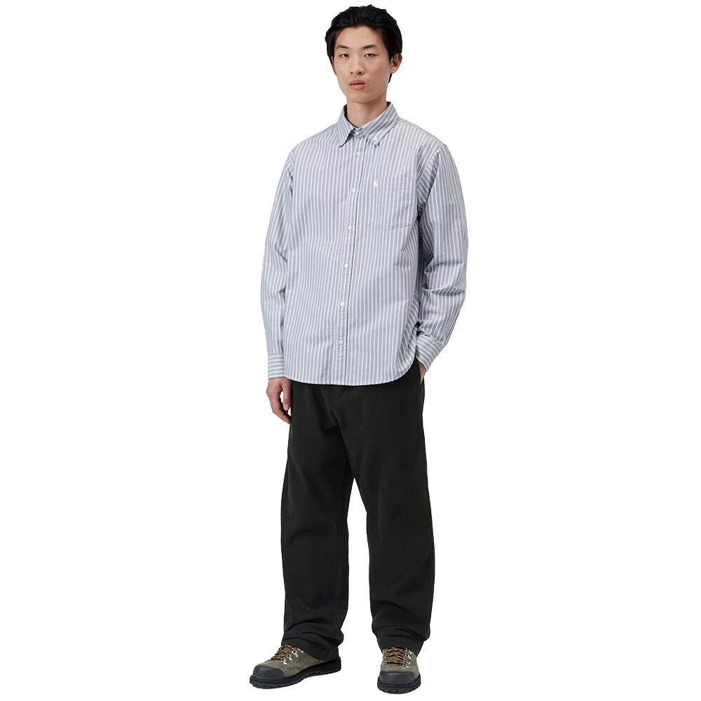 Pantaloni Carhartt WIP Floyde Pant Black / Garment Dyed – indossati figura intera