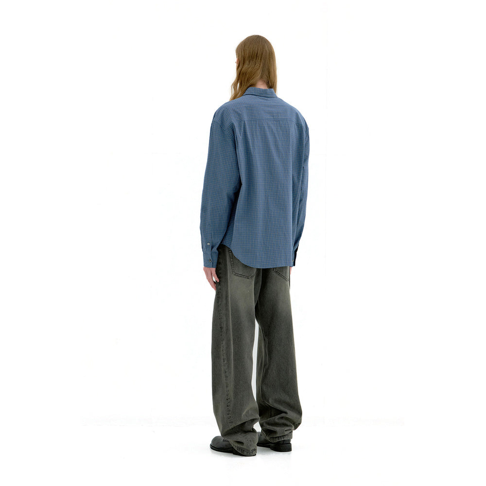 Camicia COOR Windowpane Check Shirt Blue Grey – indossata vista posteriore