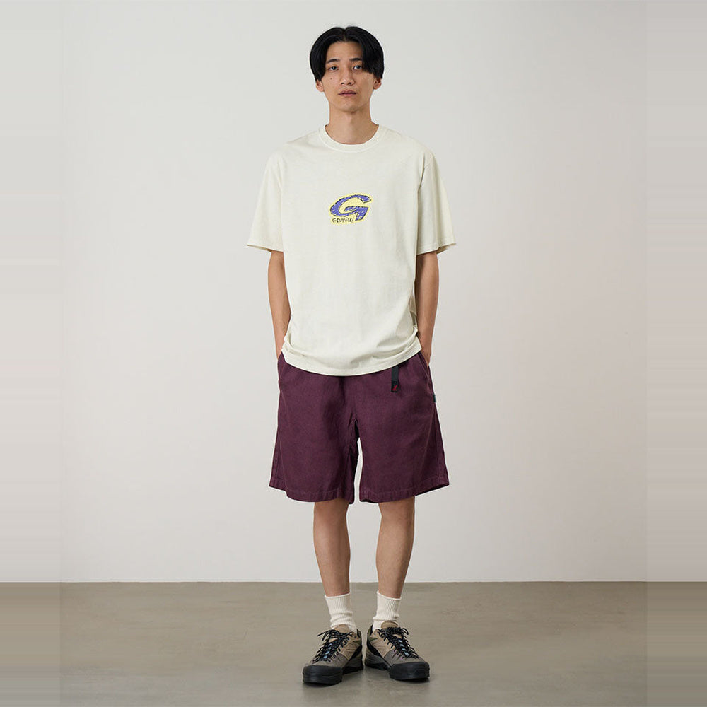 T-shirt Gramicci G-Scribble Tee Pigment Dyed Natural Pigment – indossata vista frontale