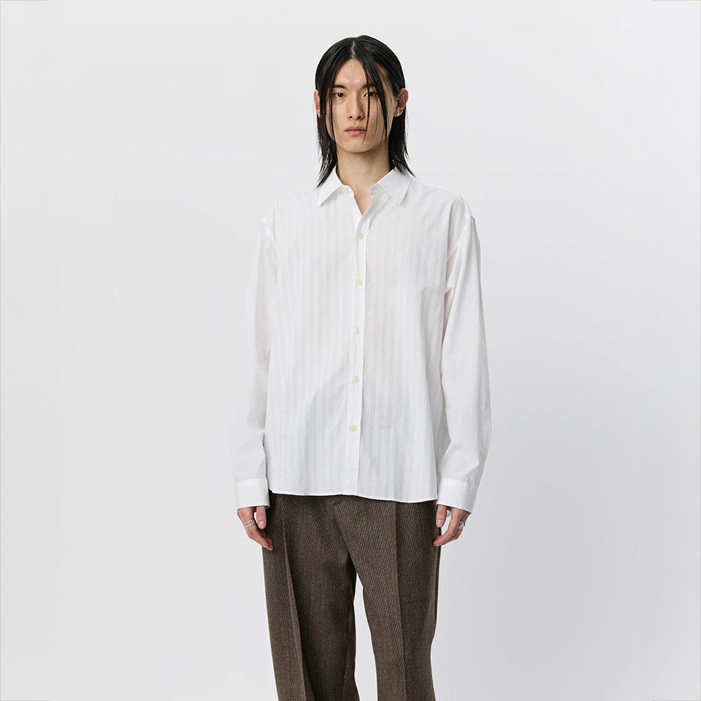 Camicia mfpen Auditorium Shirt Fancy Stripe – indossata vista frontale