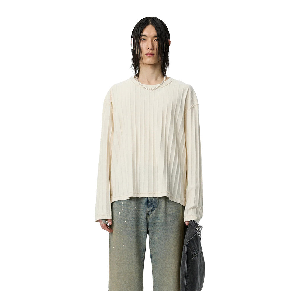 Maglia mfpen Round Neck Sweater Ecru Inverted Ajour Stripe – indossata vista frontale