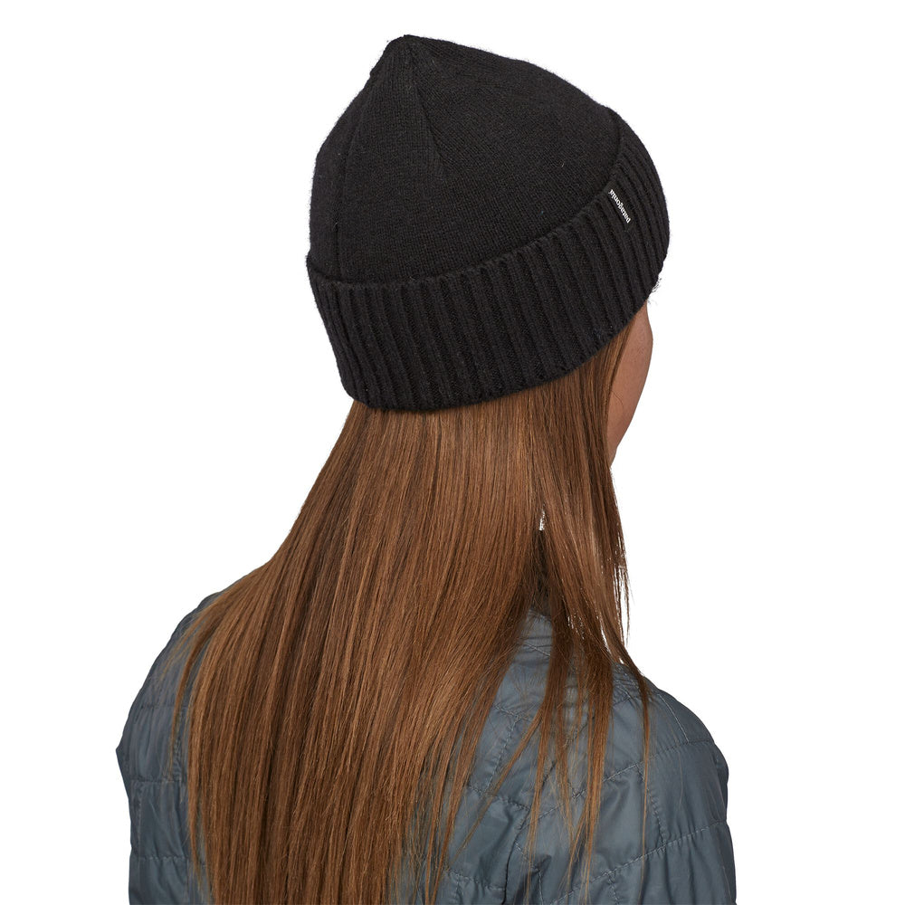 Berretto Patagonia Brodeo Beanie Black – indossato vista posteriore