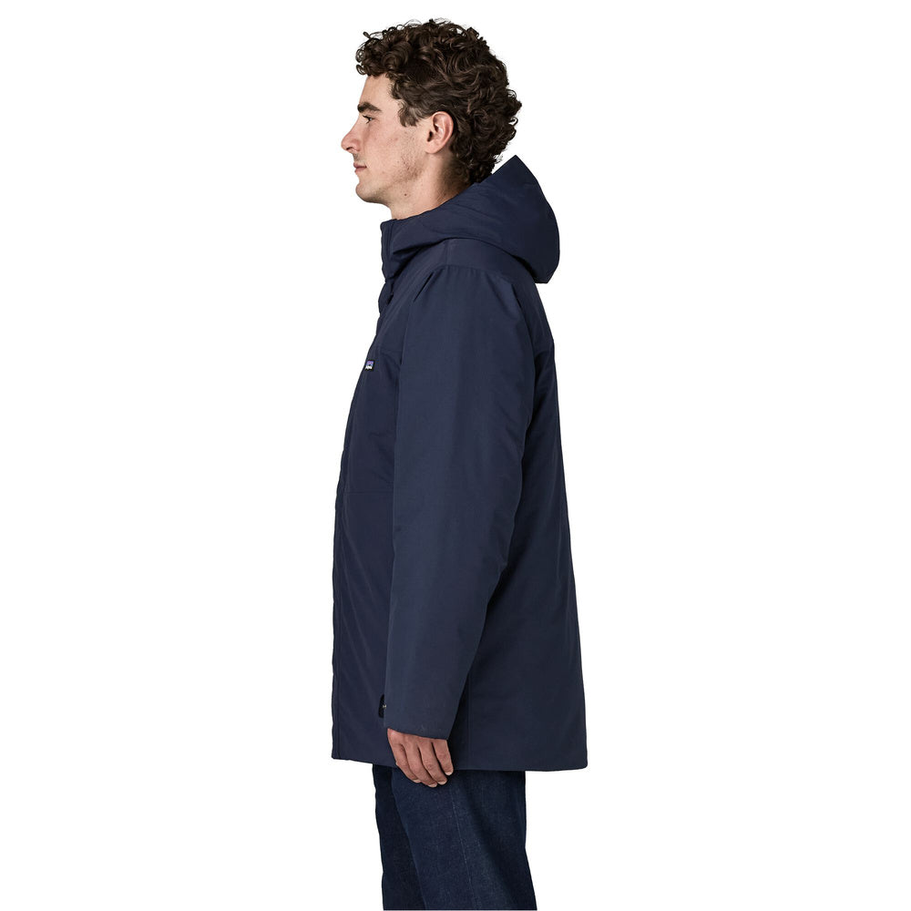 Parka Patagonia Men's Windshadow Parka New Navy – indossato vista laterale
