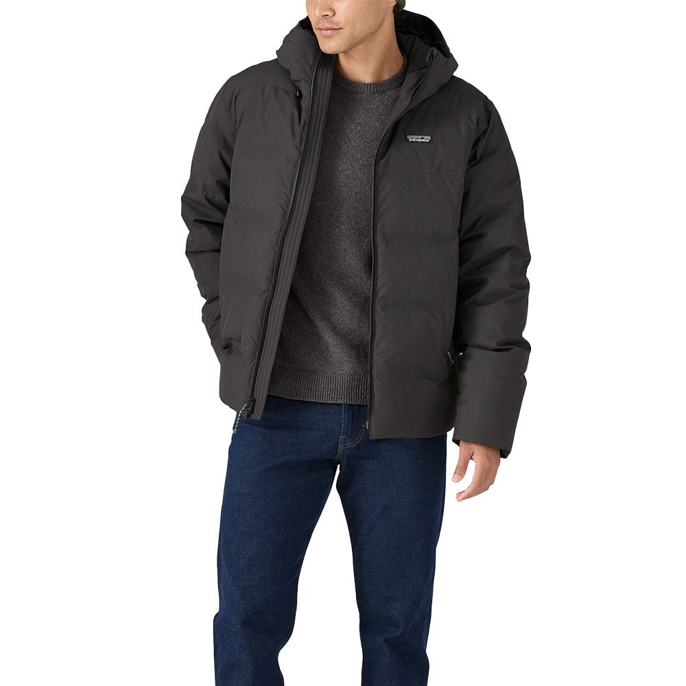 Piumino Patagonia Men's Jackson Glacier Jacket Black – indossato vista frontale