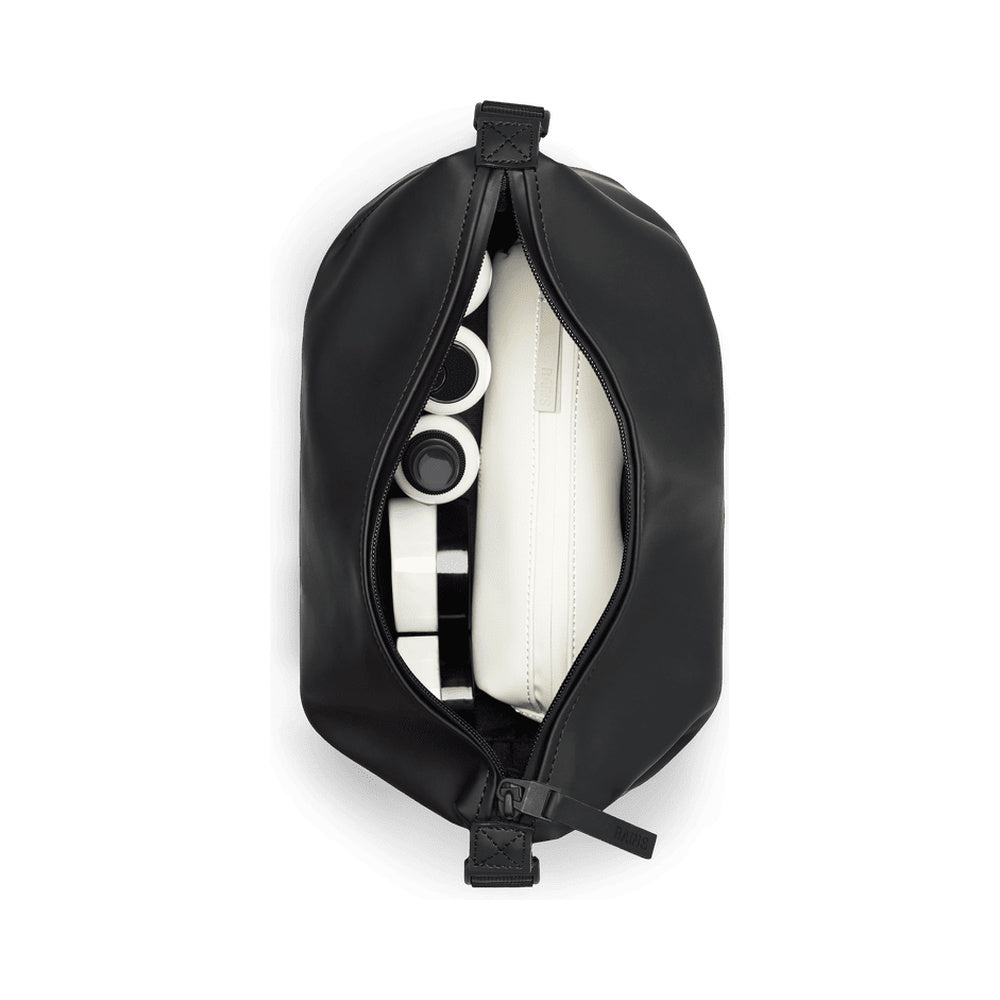 Beauty case Rains Hilo Wash Bag Black – vista interna