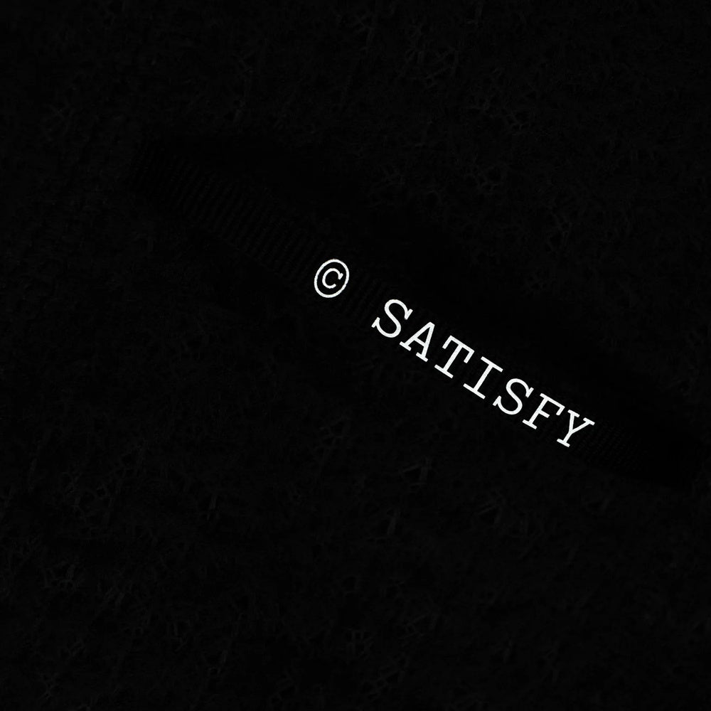 Maglia Satisfy FuzzFleece AD Long Tee Phantom – logo riflettente al buio
