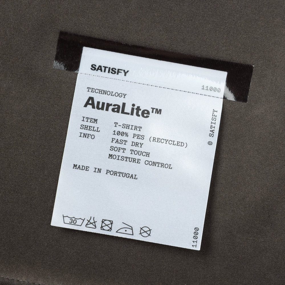 T-shirt Satisfy AuraLite T-Shirt Pigment Falcon – etichetta di composizione esterna
