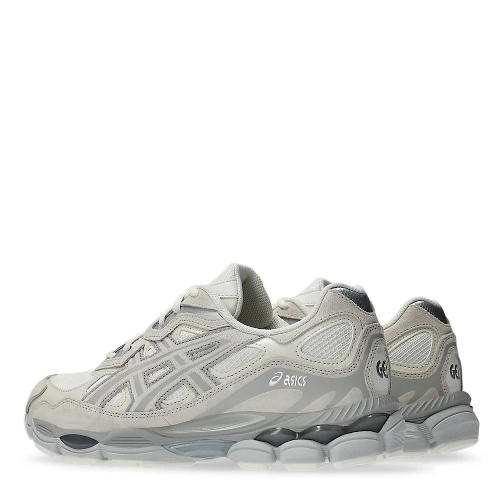 Sneaker ASICS GEL-NYC Cream/Cream – vista di tre quarti