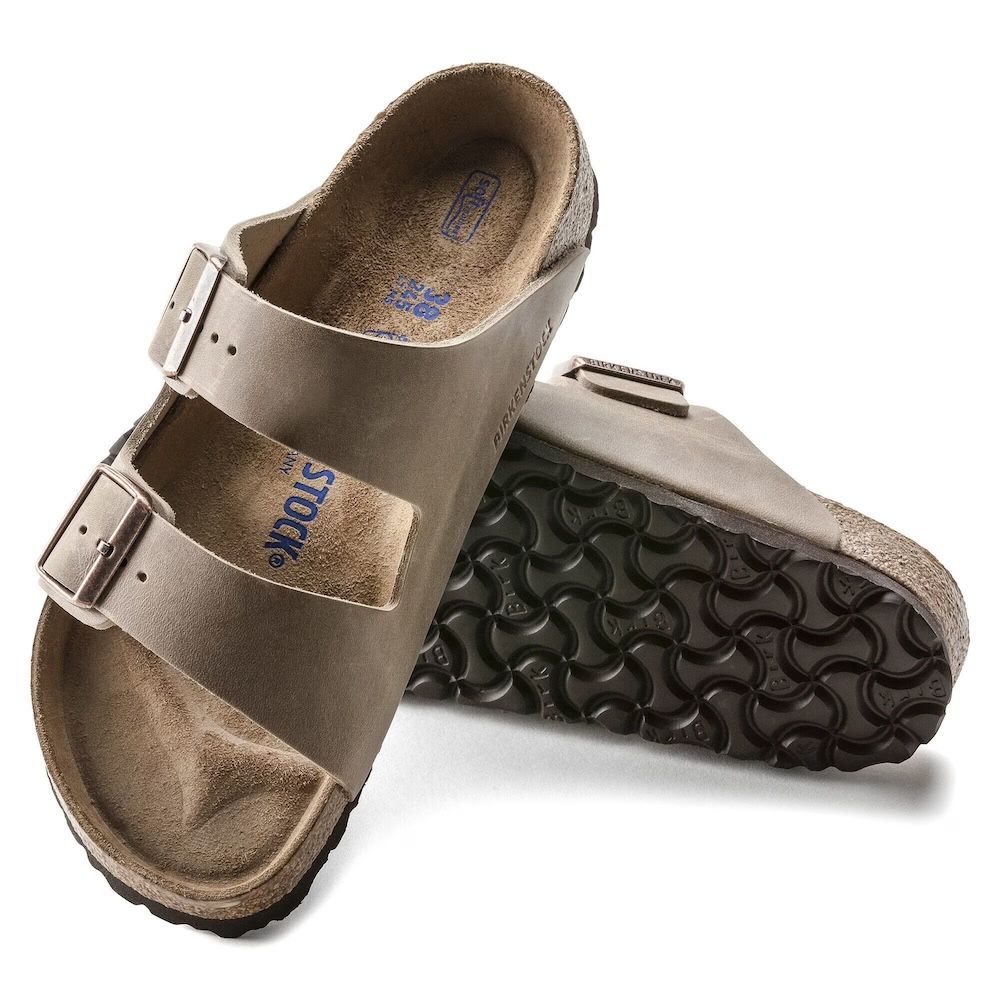 Sandalo Birkenstock Arizona Soft Footbed in nabuk oliato Tobacco Brown – vista della suola