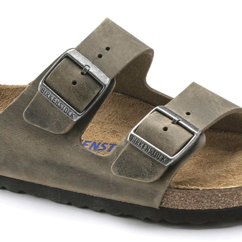 Sandalo Birkenstock Arizona Soft Footbed in nabuk oliato Faded Khaki