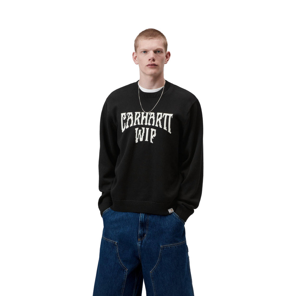 Maglione Carhartt WIP Deck Sweater Black / Wax – indossato vista frontale