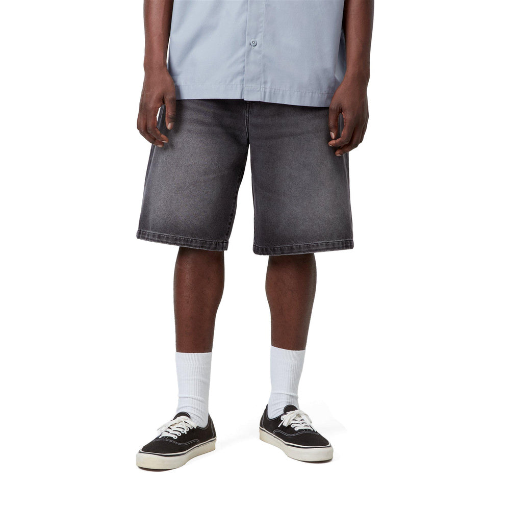 Short Carhartt WIP Landon Short Black Worn Bleached – indossati vista frontale