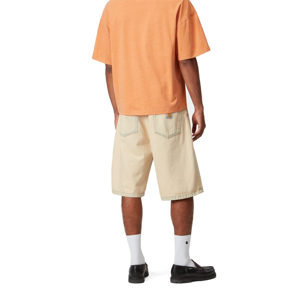 Short Carhartt WIP Landon Short Blue Sand Bleached – indossati vista posteriore