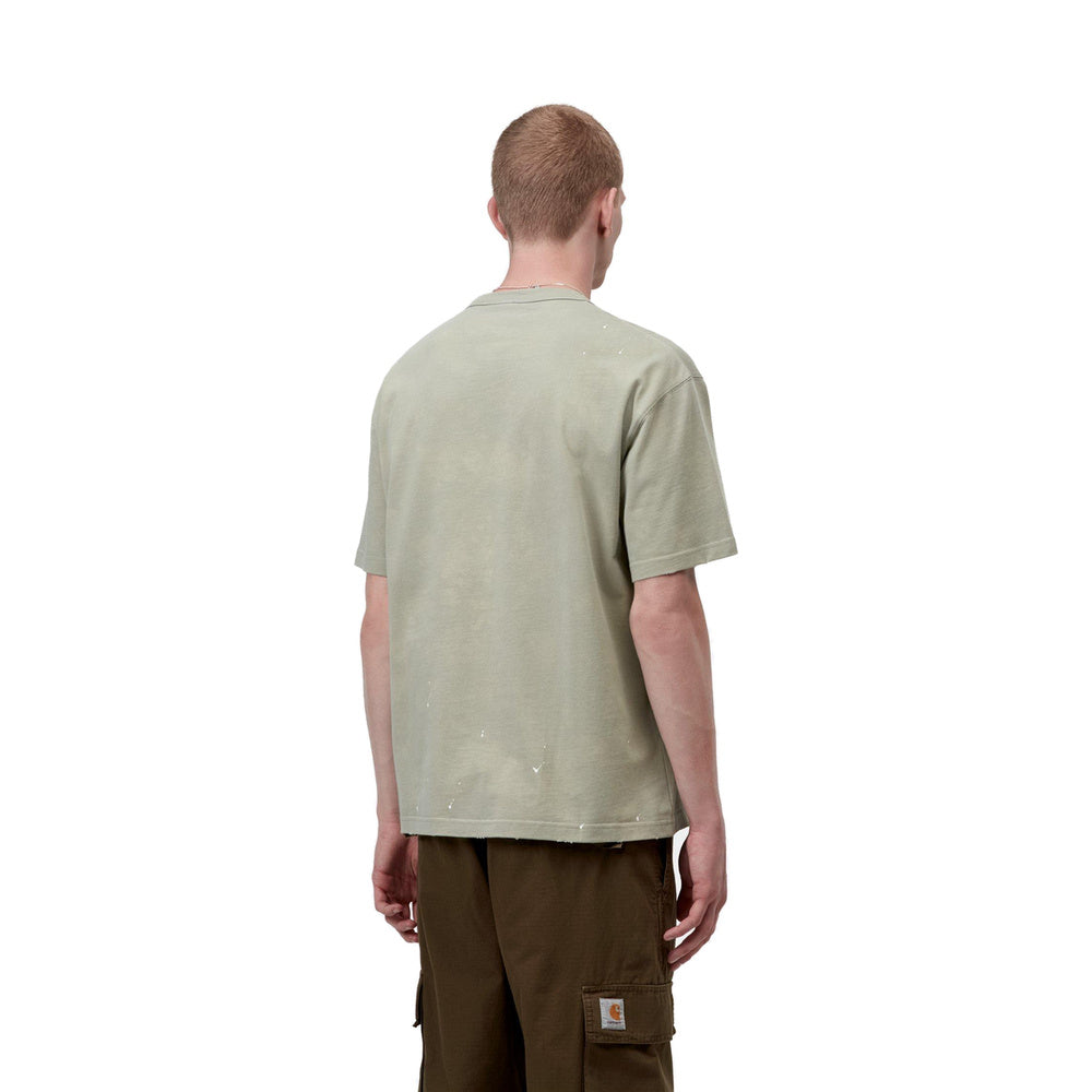T-shirt Carhartt WIP S/S Painter T-Shirt Shady Green Destroy Wash Splatter – indossata vista posteriore