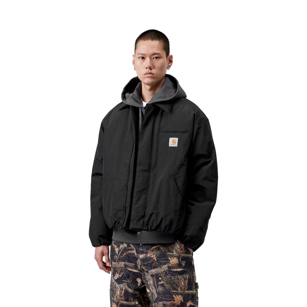 Giacca Carhartt WIP Stanwood Jacket Black – indossata vista di tre quarti
