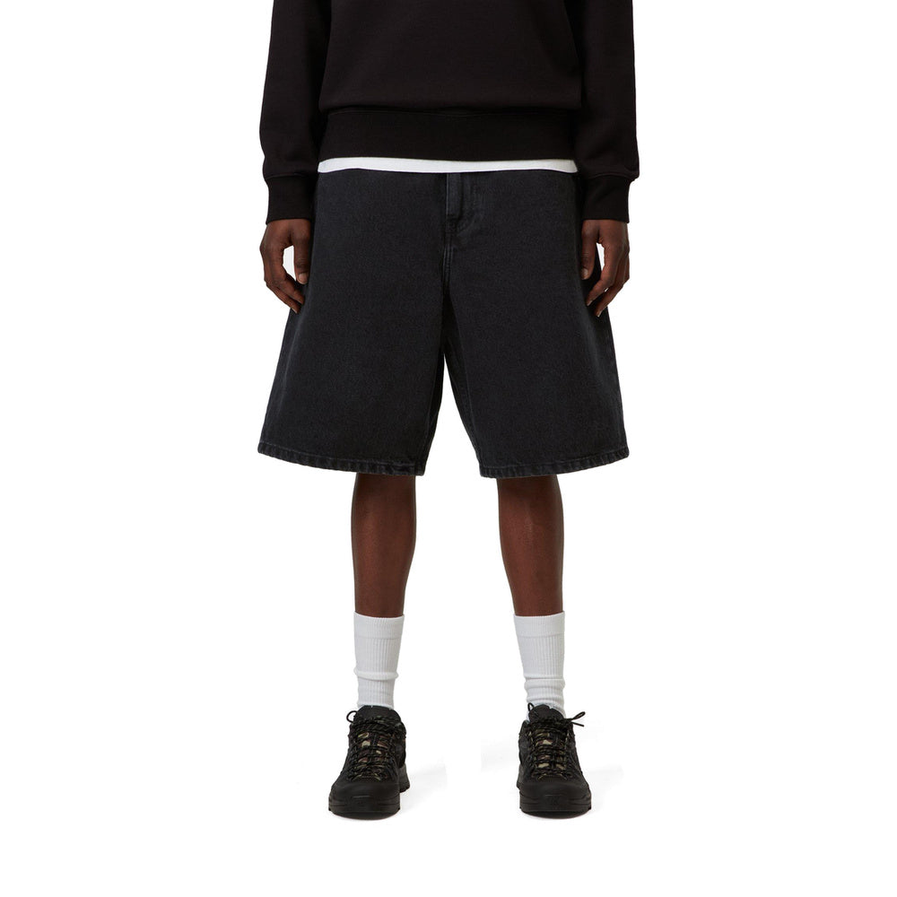 Short Carhartt WIP W' Brandon Short Black Stone Washed – indossati vista frontale