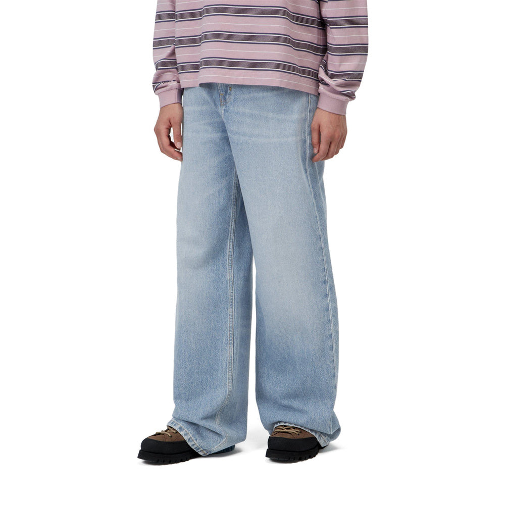 Jeans Carhartt WIP W' Jane Pant Blue Heavy True Stone – indossati vista di tre quarti