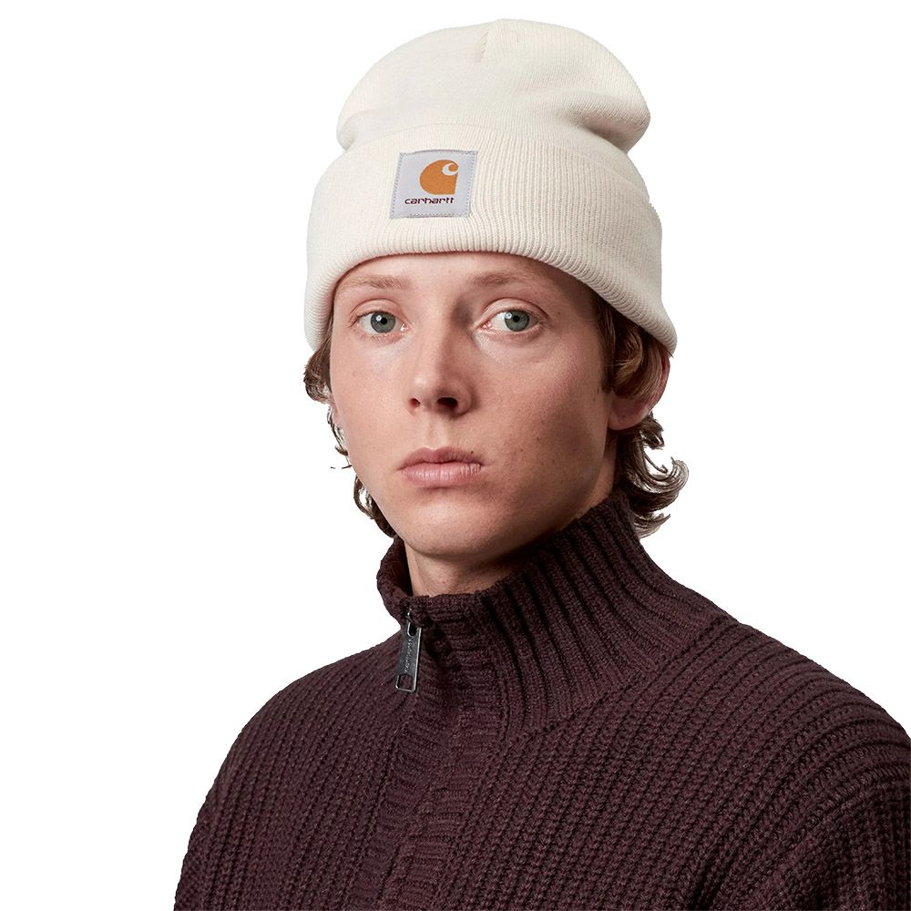 Berretto Carhartt WIP Short Watch Hat Natural – indossato
