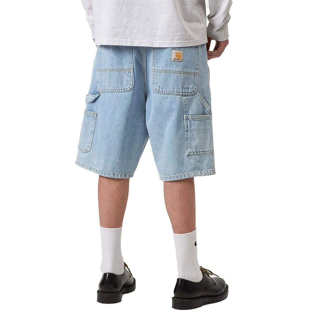 Short Carhartt WIP Single Knee Short Blue Heavy Stone Bleached – indossati vista posteriore