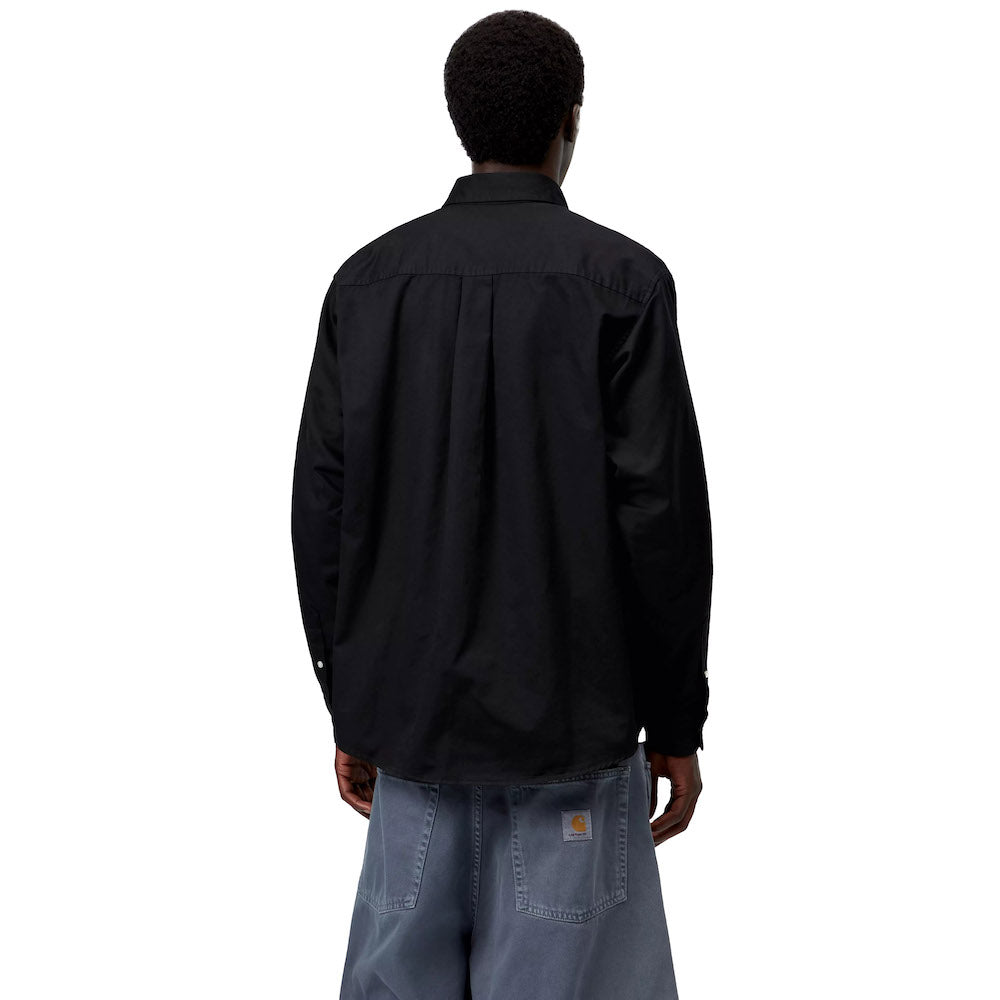 Camicia Carhartt WIP L/S OG Madison Shirt Black – indossata vista posteriore