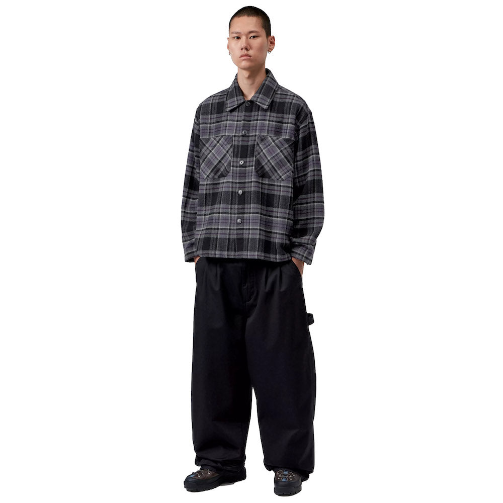 Camicia Carhartt WIP L/S Parson Shirt Parson Check / Shady Purple – indossata figura intera
