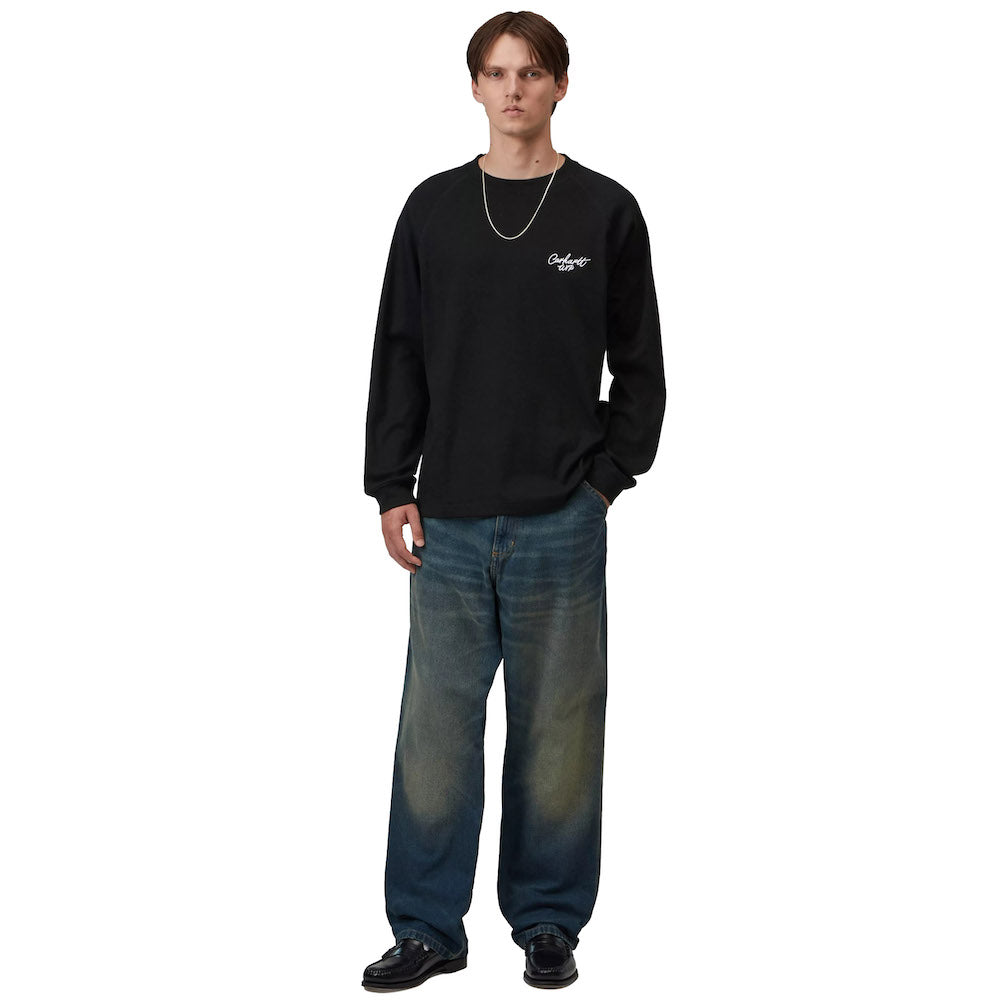 T-shirt Carhartt WIP L/S Signature Rib T-Shirt Black / White – indossata figura intera