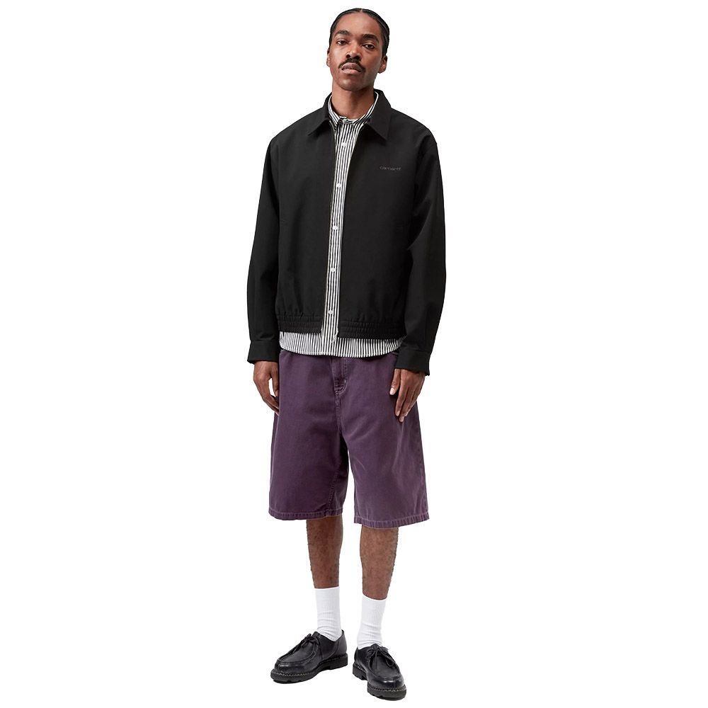 Giacca Carhartt WIP Neven Jacket Black / Graphite – indossata figura intera