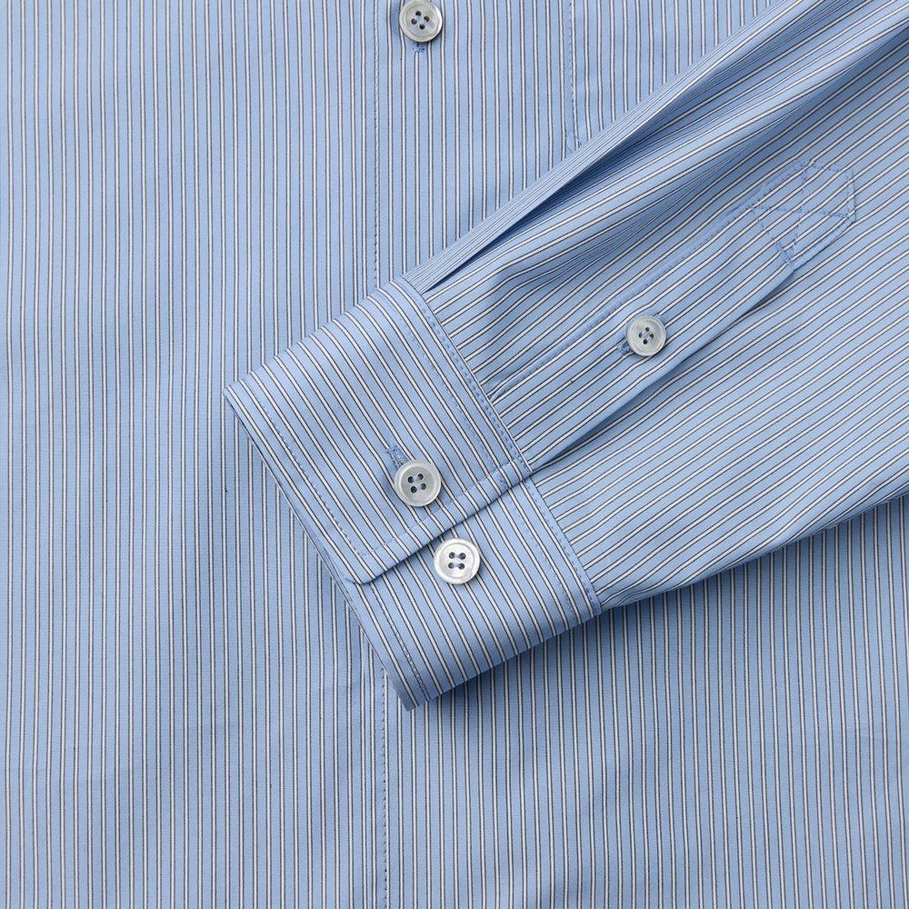 Camicia COOR Pin Stripe Pointed Shirt Sky Blue – dettaglio del polsino
