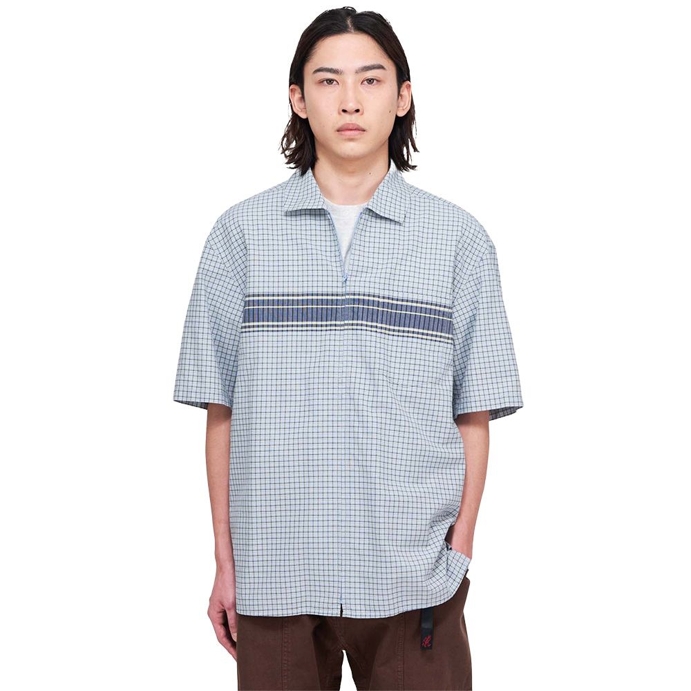 Camicia Gramicci Zip Up Wave Shirt Pacific Plaid – indossata vista frontale