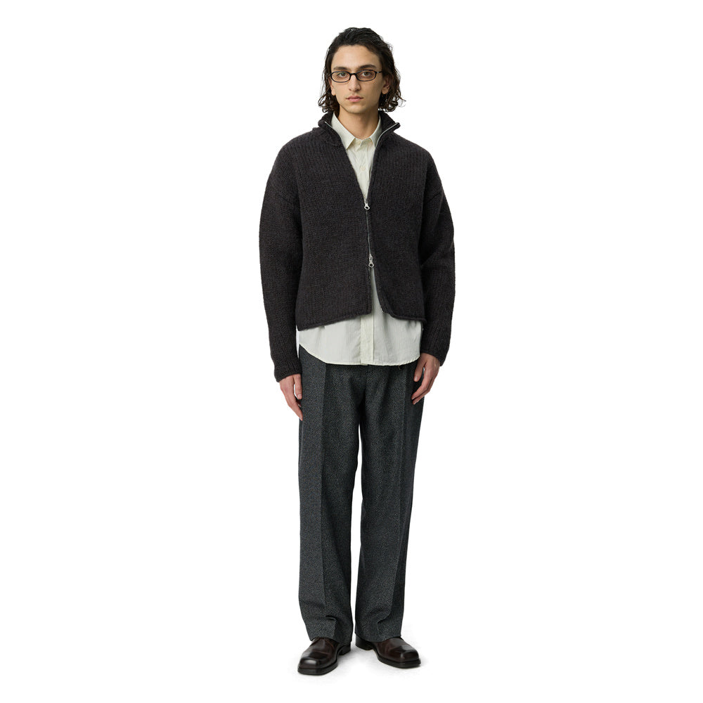 Cardigan mfpen Members Zip Knit Linty Umber – indossato figura intera