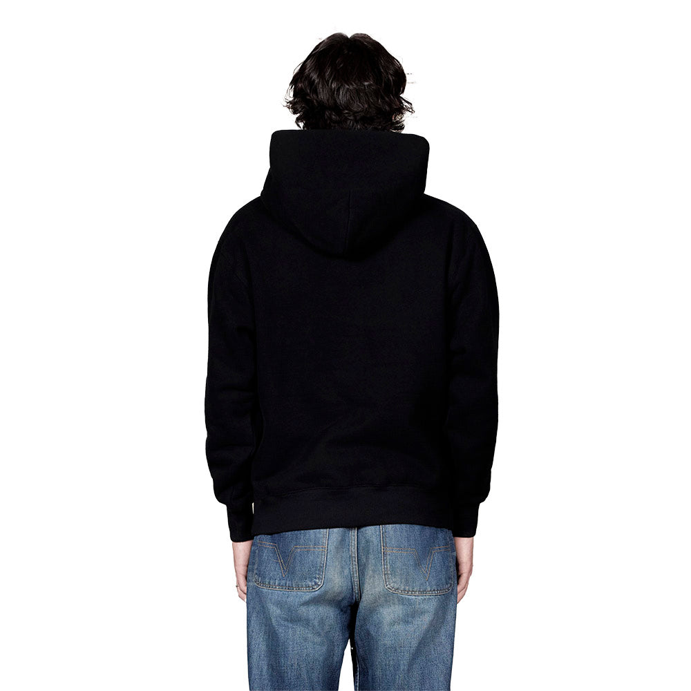 Felpa con cappuccio PLEASURES Dynamic Hoodie Black – indossata vista posteriore