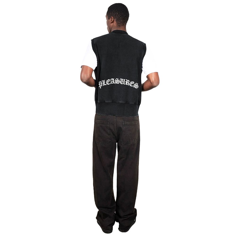 Gilet PLEASURES Neural Zip Vest Faded Black – indossato vista posteriore